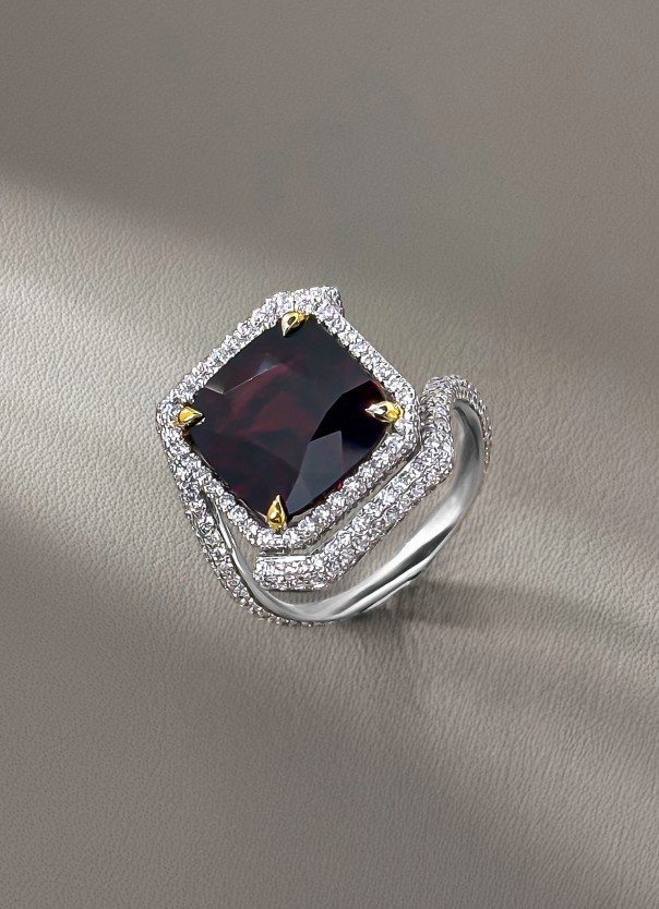 GARNET RING