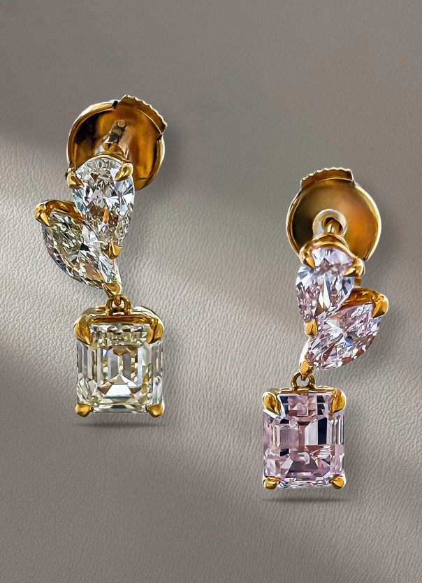 EARRING
