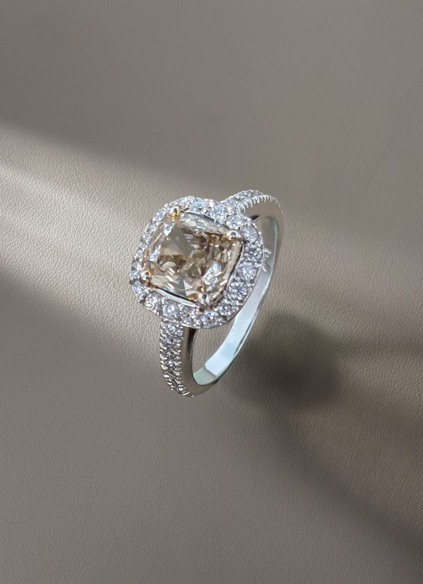 Halo Ring