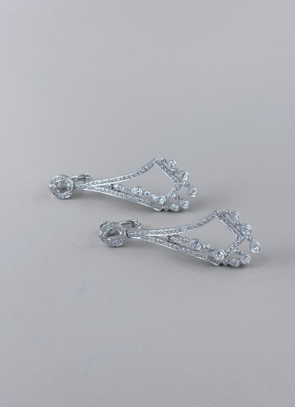 Linear New Earring