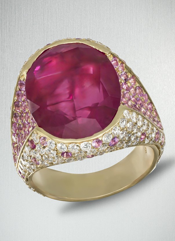 RUBY RING ROUND DIAMOND