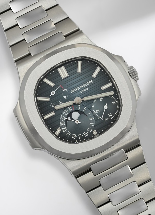PATEK PHILIPPE NAUTILUS MOONPHASE
