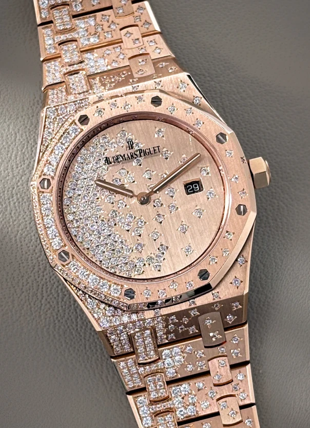 Audemars Piguet Royal Oak Diamond Fixing